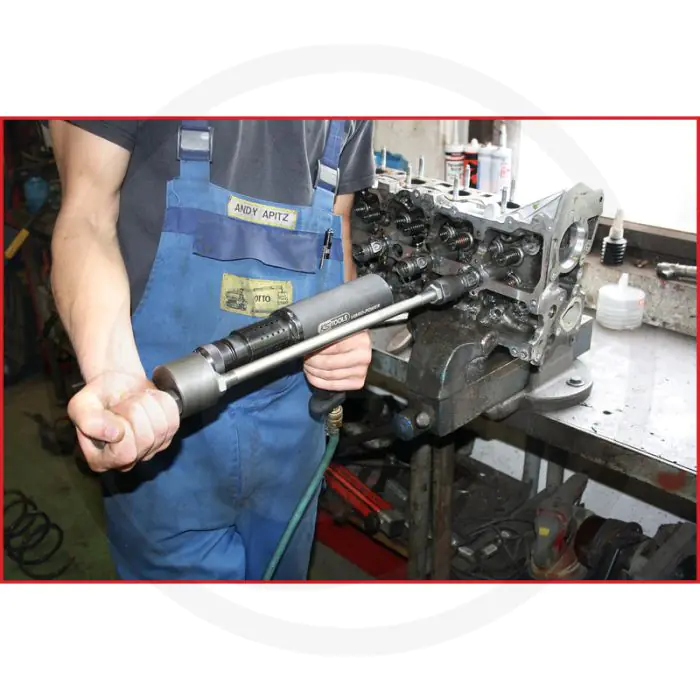 KS Tools Injektoren-Auszieh-Satz 575mm. Robuste Ausführung, inkl. umfangsreichen Adaptern.
